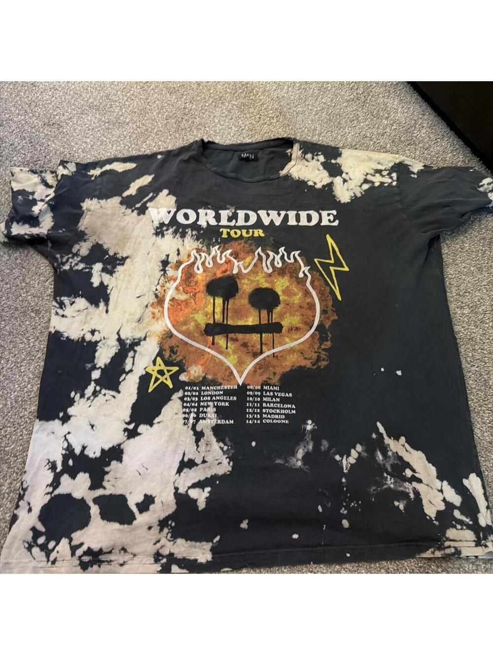 Boohoo Men's Black and Multi Tshirt